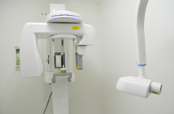 歯科用CT装置でより安全に、より正確な治療を。